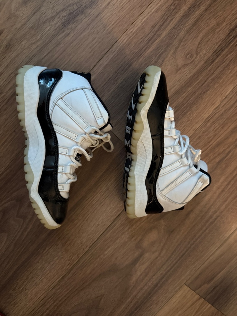 Jordan11 - Picture 4 of 5